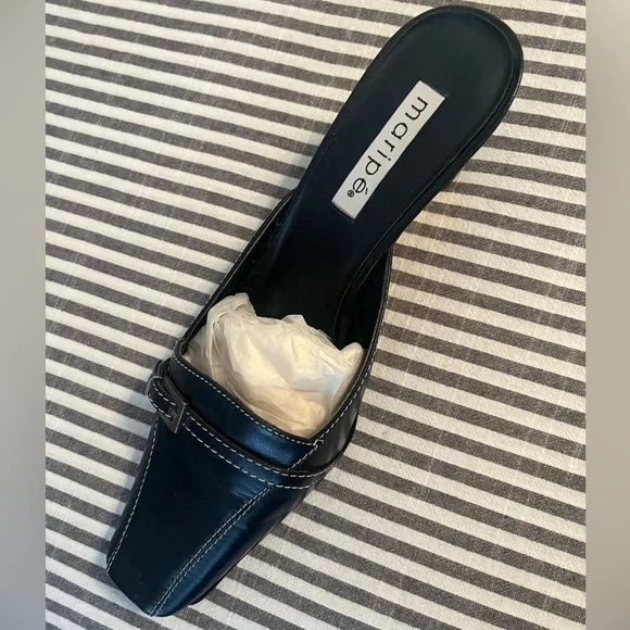 Mario’s Blue leather uppers slip on heels. Like new, in box. 2 1/4” heel - Picture 6 of 6